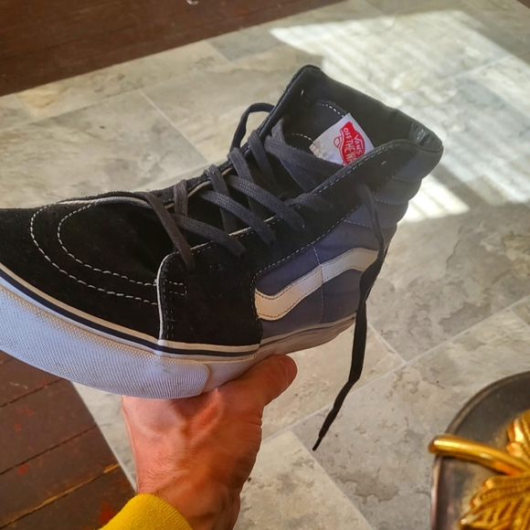 VANS size 11 - Picture 1 of 1